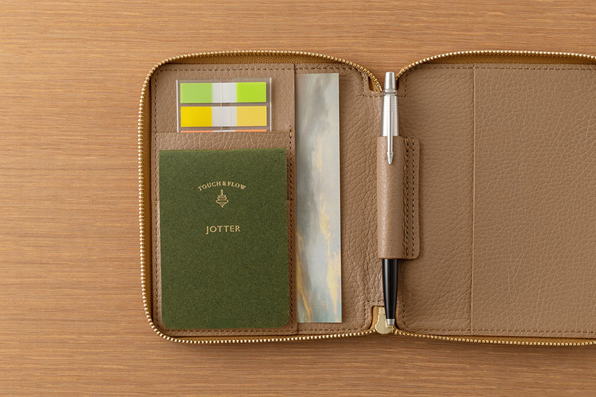 〔ミニスケッチ ジッパー〕B7 ノート＆手帳用革カバー